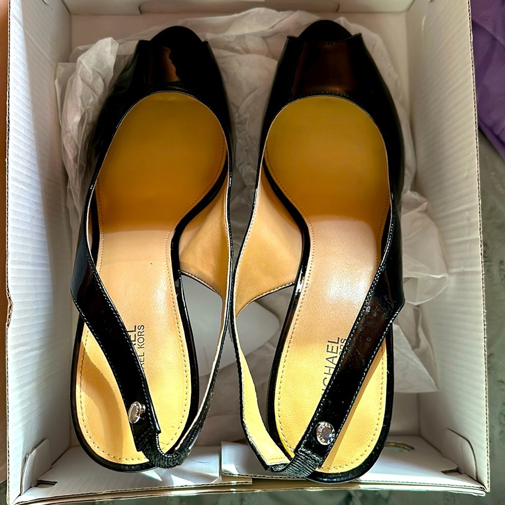 Michael Kors Black Sling Patent pumps